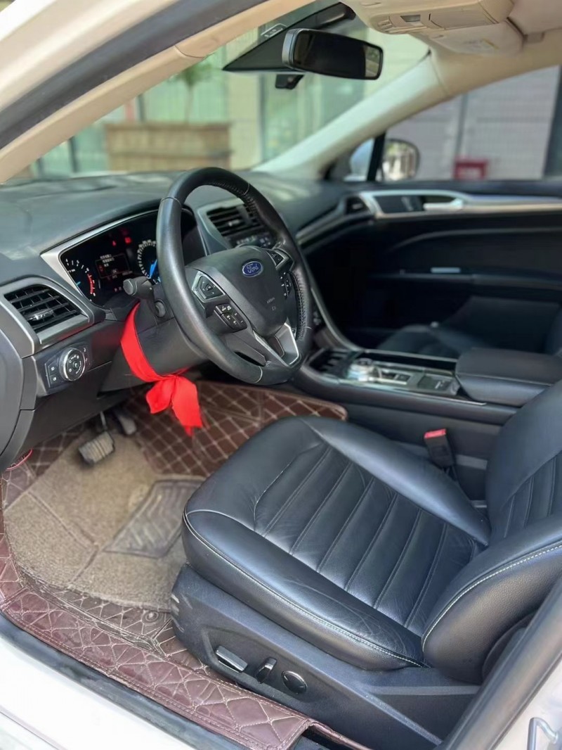 中山17年福特蒙迪欧-致胜6