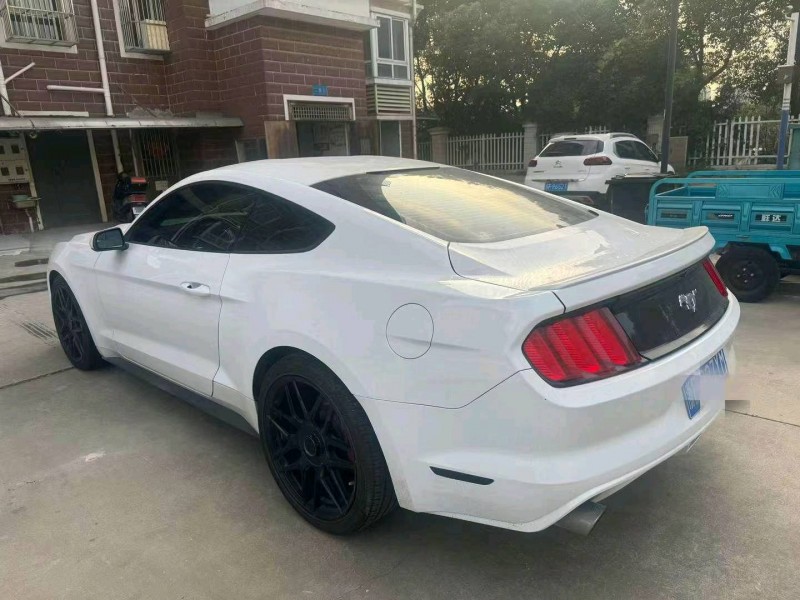 常州15年福特野马2