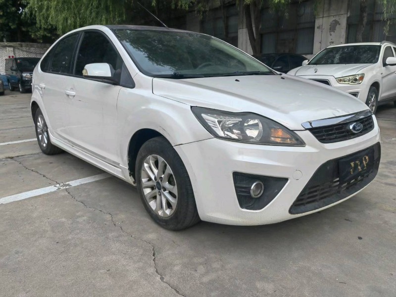 邢台10年福特福克斯2