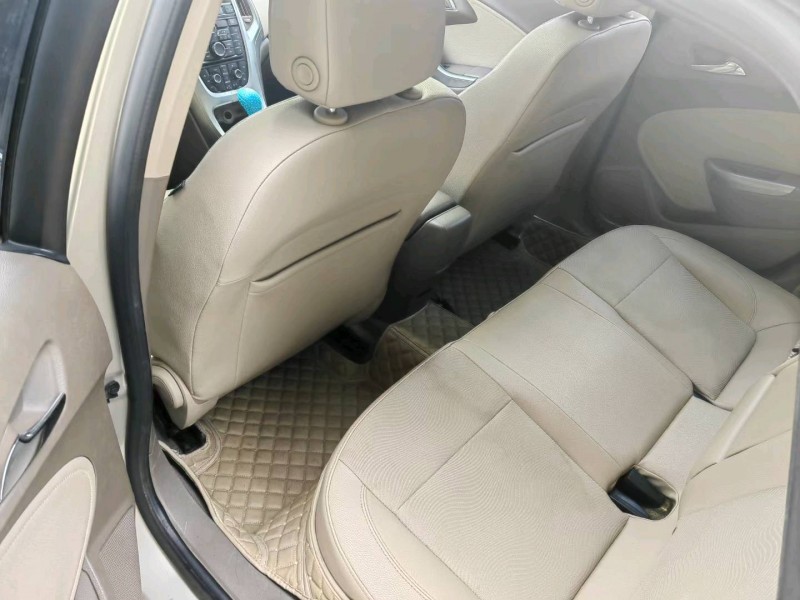 邢台15年别克英朗GT4