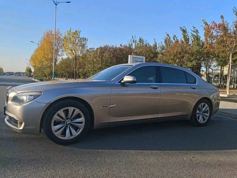 邯郸11年宝马7系5