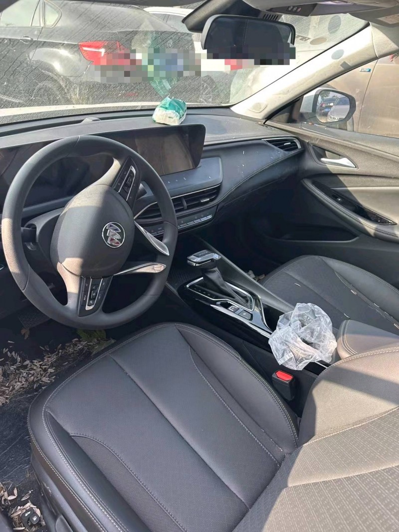 淄博23年别克威朗3