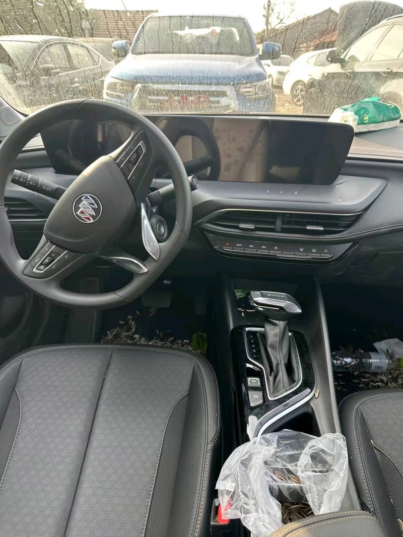 淄博23年别克威朗5