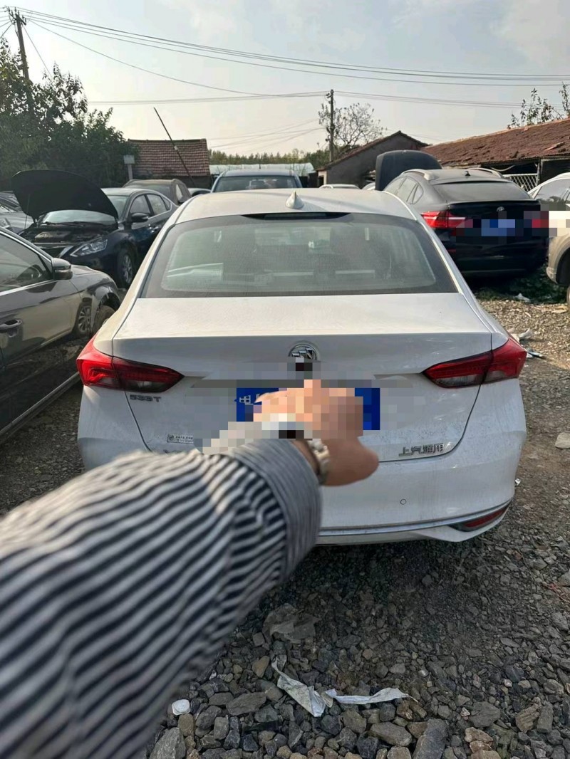 淄博23年别克威朗6