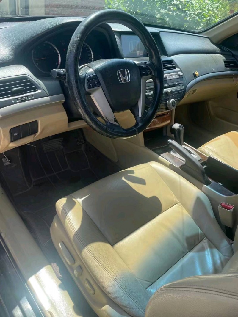 廊坊10年本田雅阁8