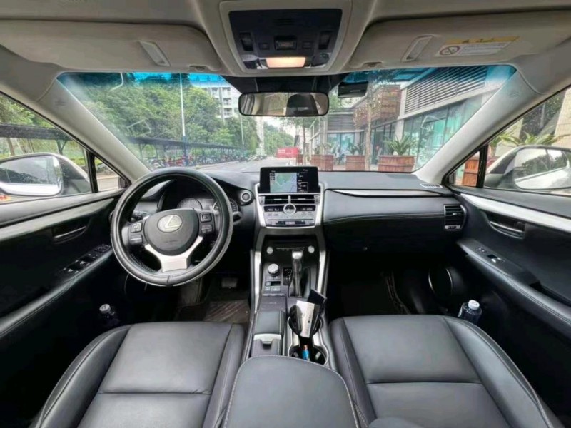 珠海18年雷克萨斯NX8
