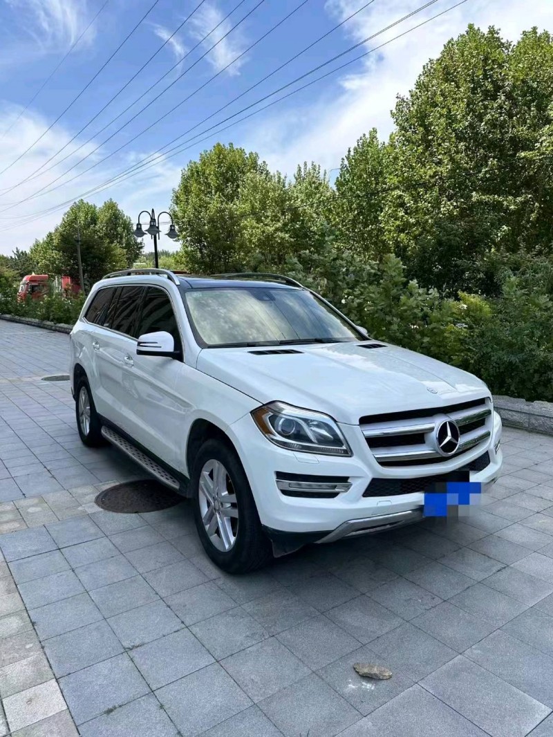 东营13年奔驰GL9