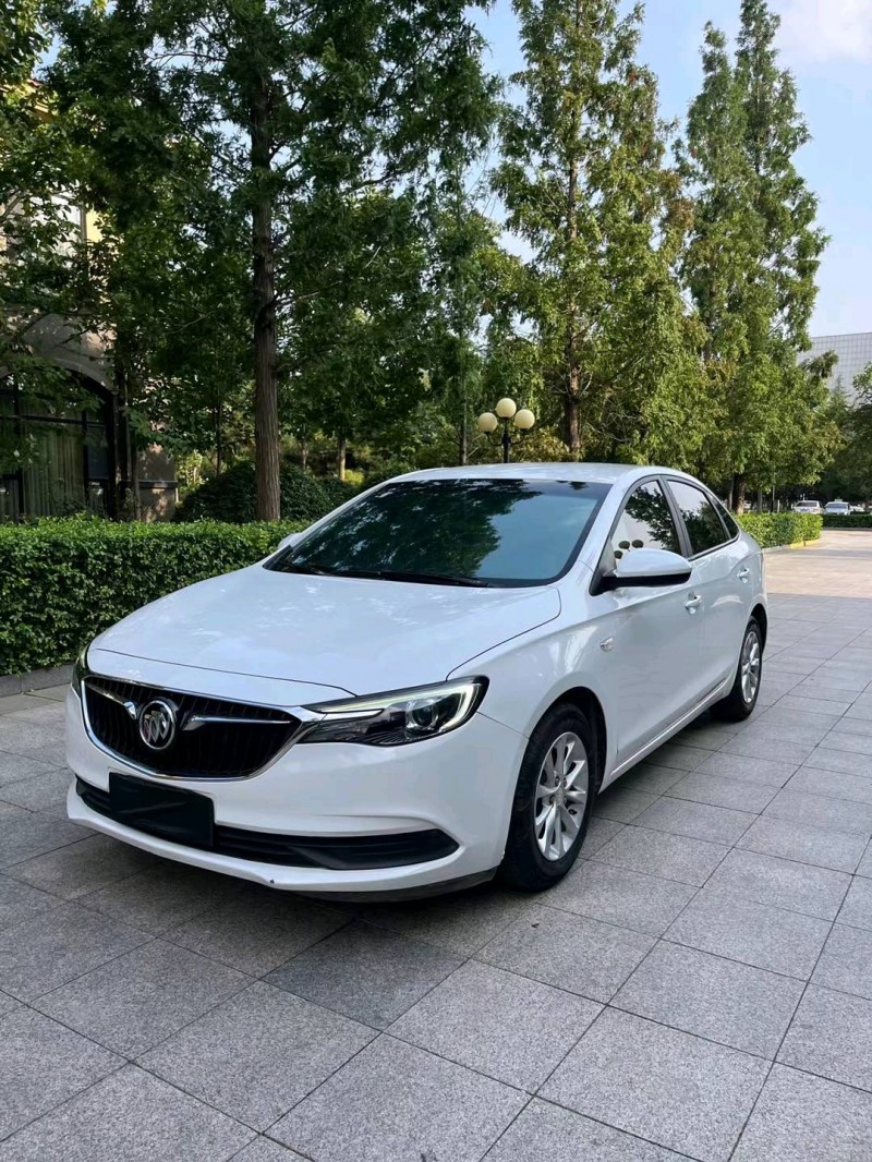 烟台17年别克英朗2