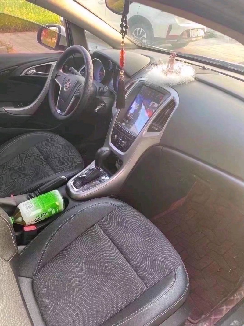 菏泽15年别克英朗5