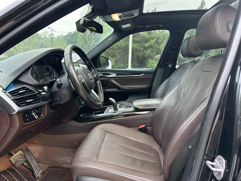 济南18年宝马X54