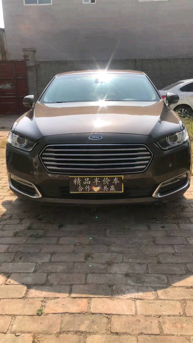 邢台16年福特金牛座1