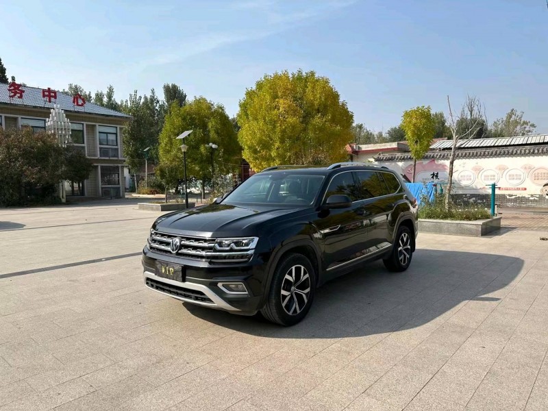 济南19年大众途昂2