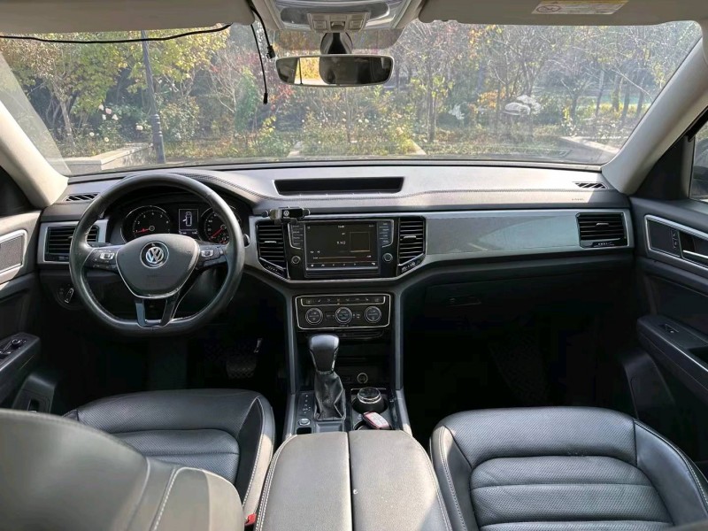 济南19年大众途昂5