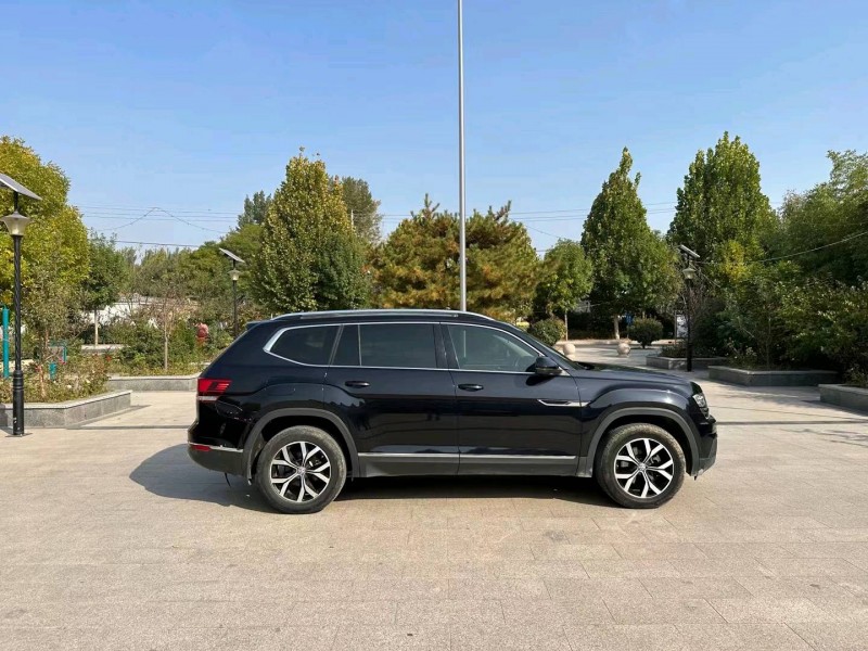 济南19年大众途昂7