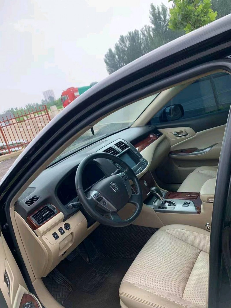 邯郸13年丰田皇冠2