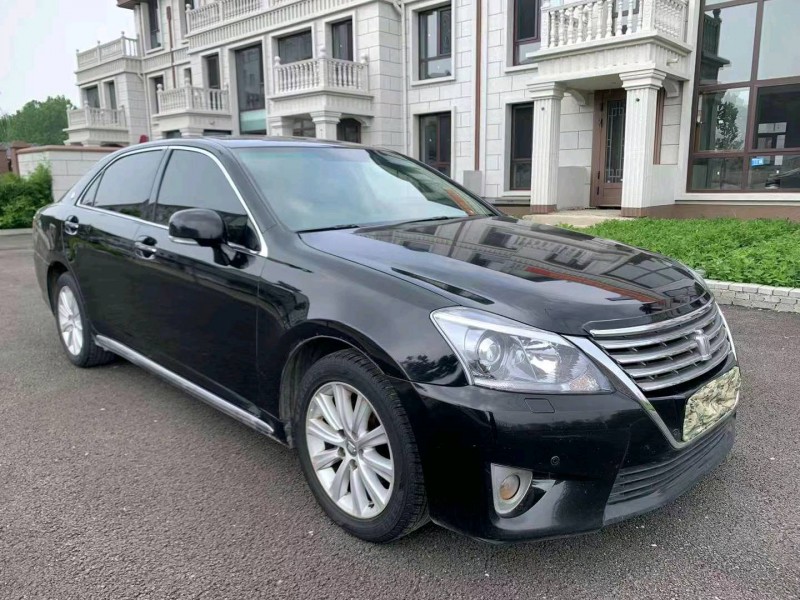 邯郸13年丰田皇冠4