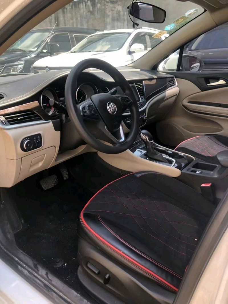 邢台19年别克威朗4