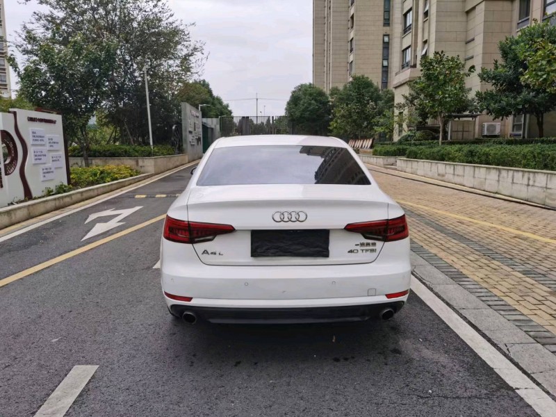 苏州16年奥迪A4L9
