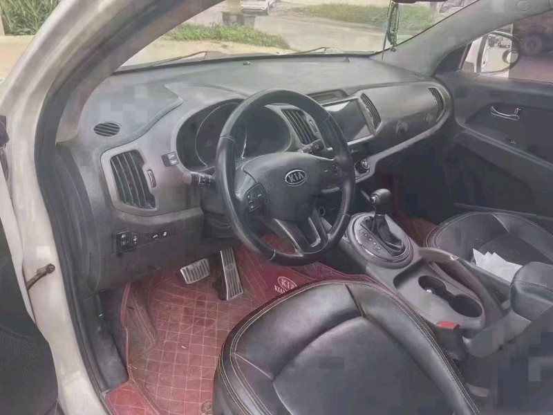 保定14年起亚智跑4