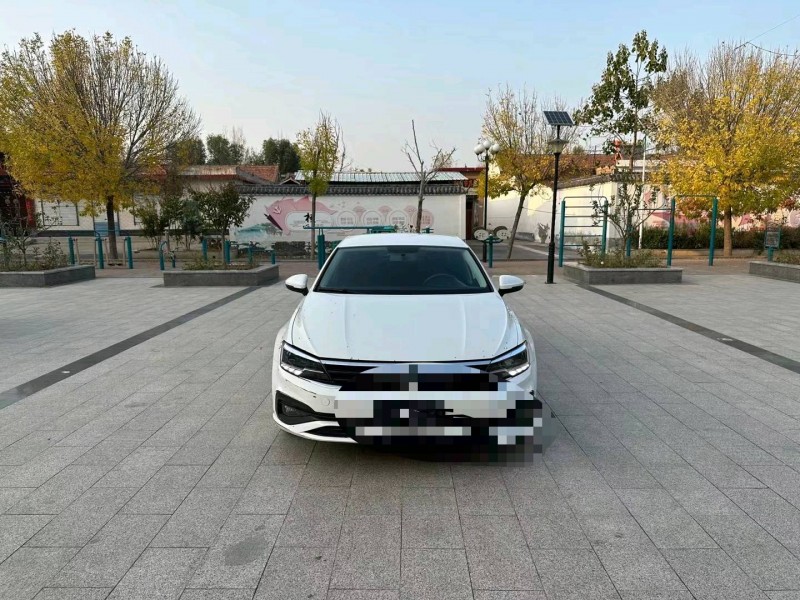 济南19年大众凌渡1