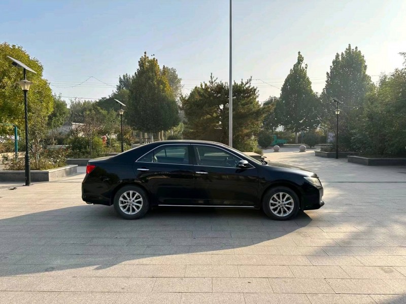 济南14年丰田凯美瑞7