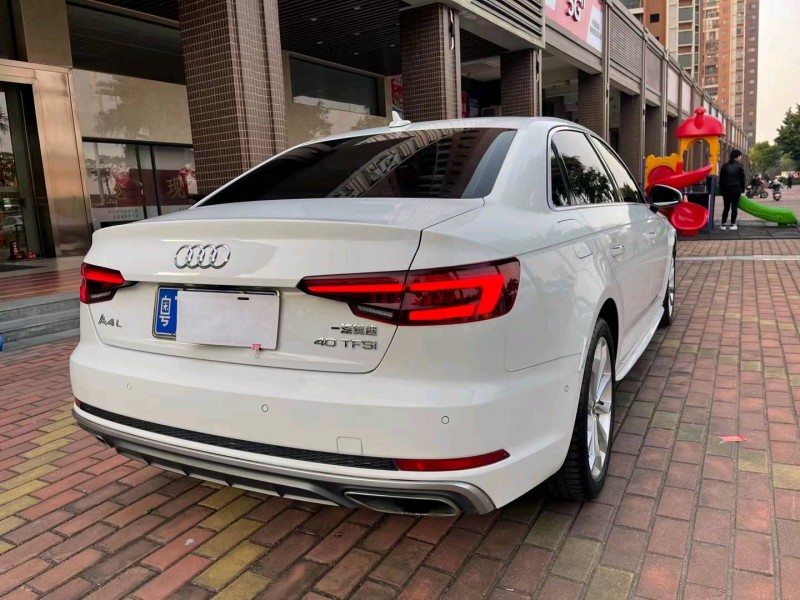 佛山18年奥迪A4L5