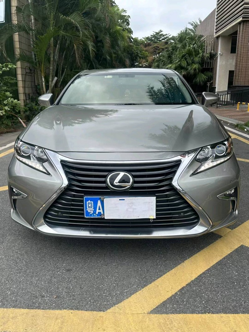 佛山17年雷克萨斯ES1