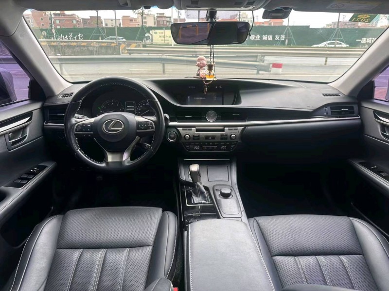 佛山17年雷克萨斯ES7