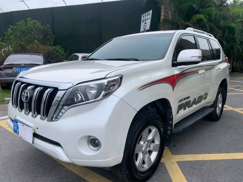 佛山17年丰田普拉多2