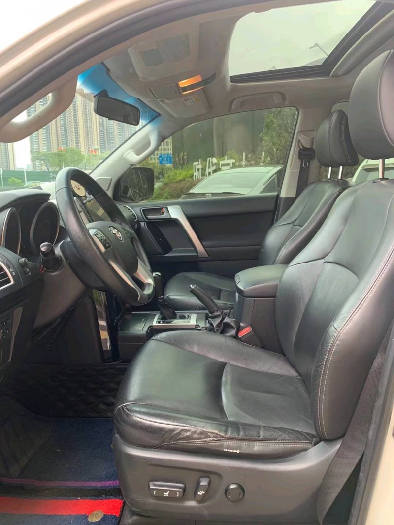 佛山17年丰田普拉多6