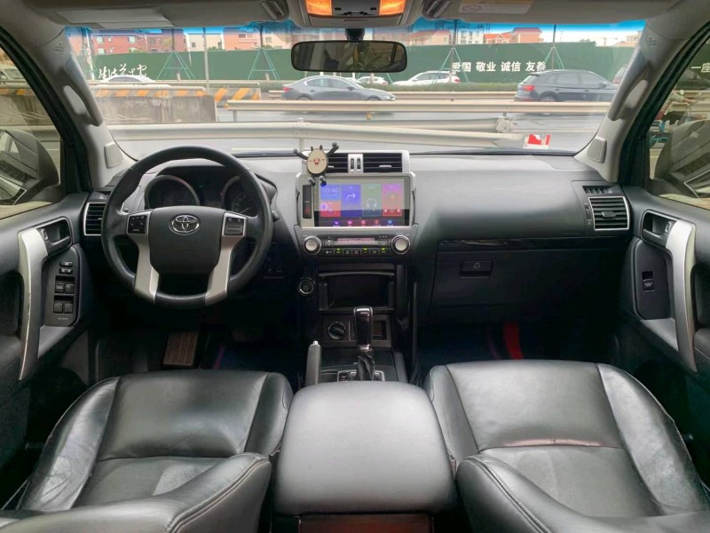 佛山17年丰田普拉多7