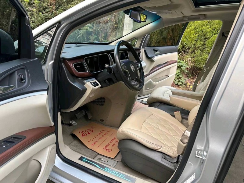 徐州14年别克GL84