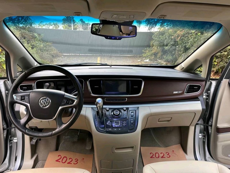 徐州14年别克GL85