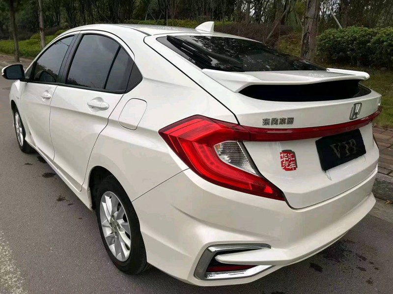 深圳18年本田竞瑞5