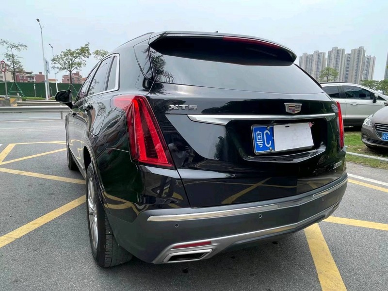 佛山20年凯迪拉克XT54