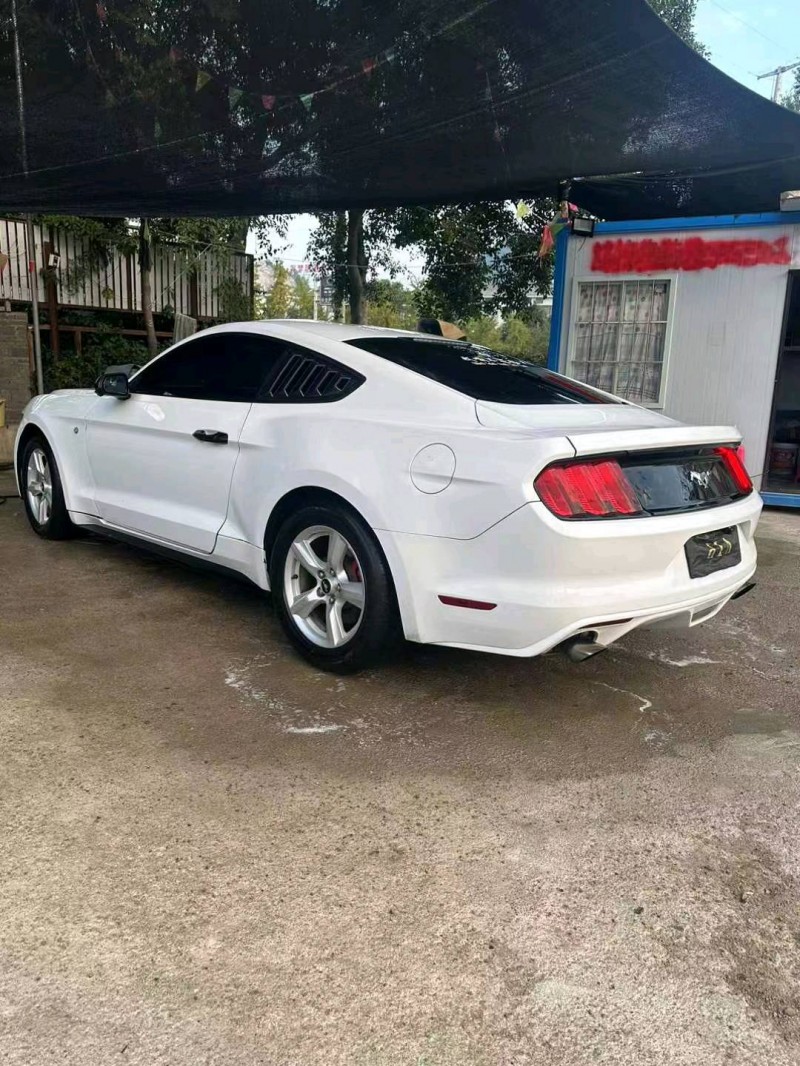 衡阳16年福特野马4