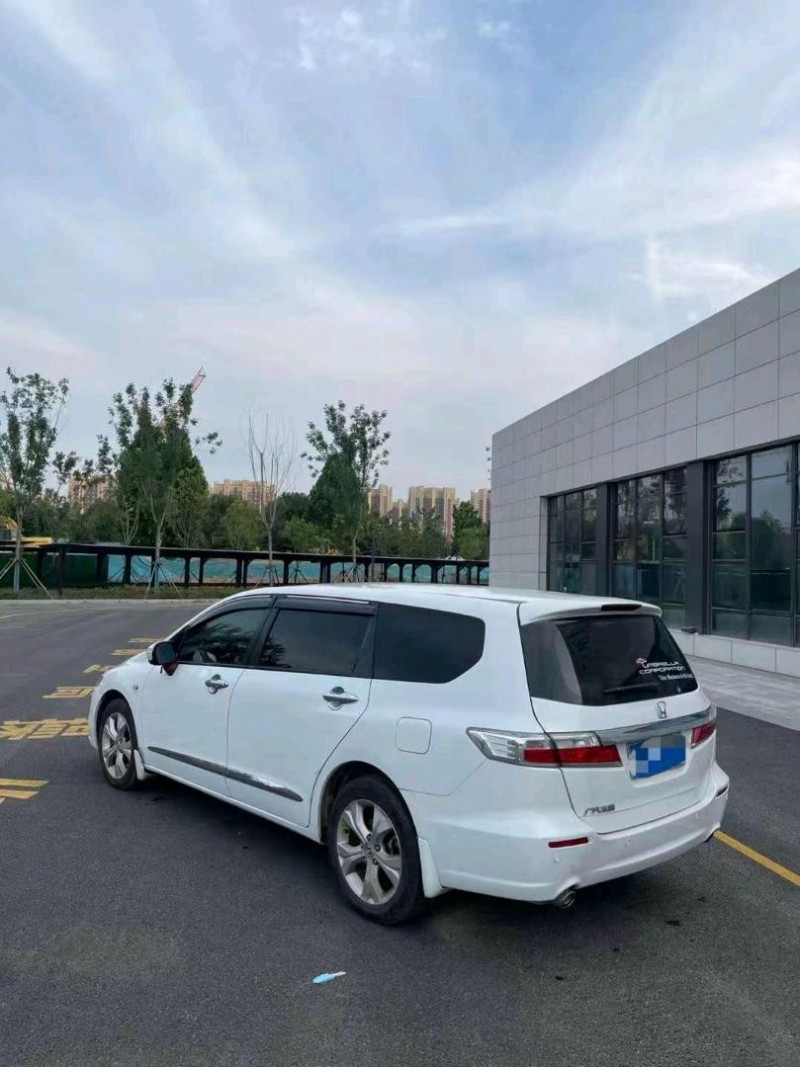 枣庄13年本田奥德赛3
