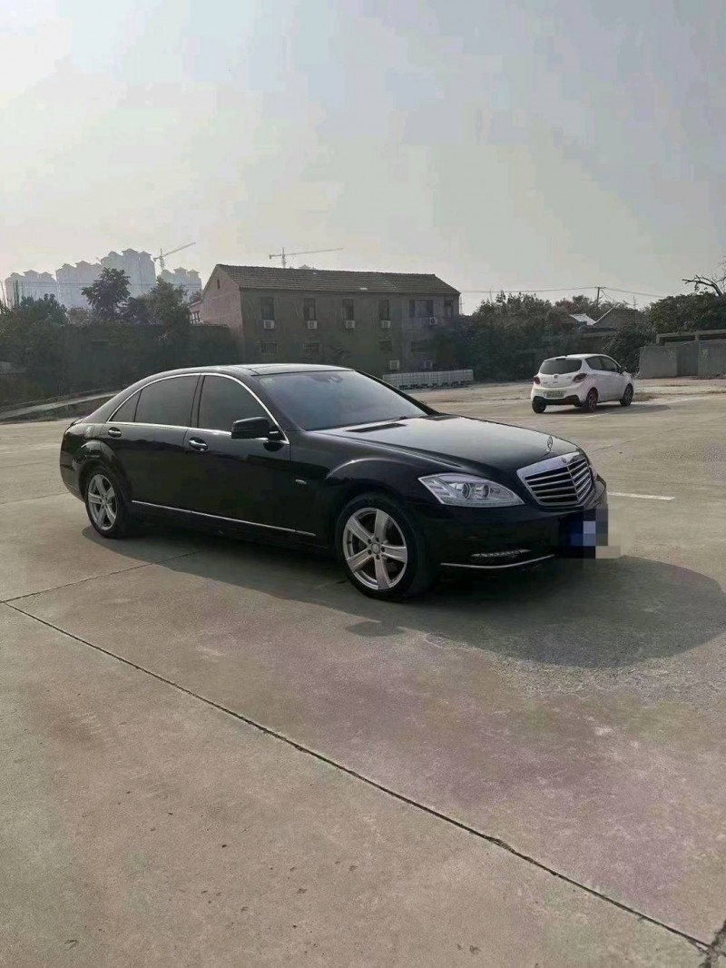 枣庄12年奔驰S4