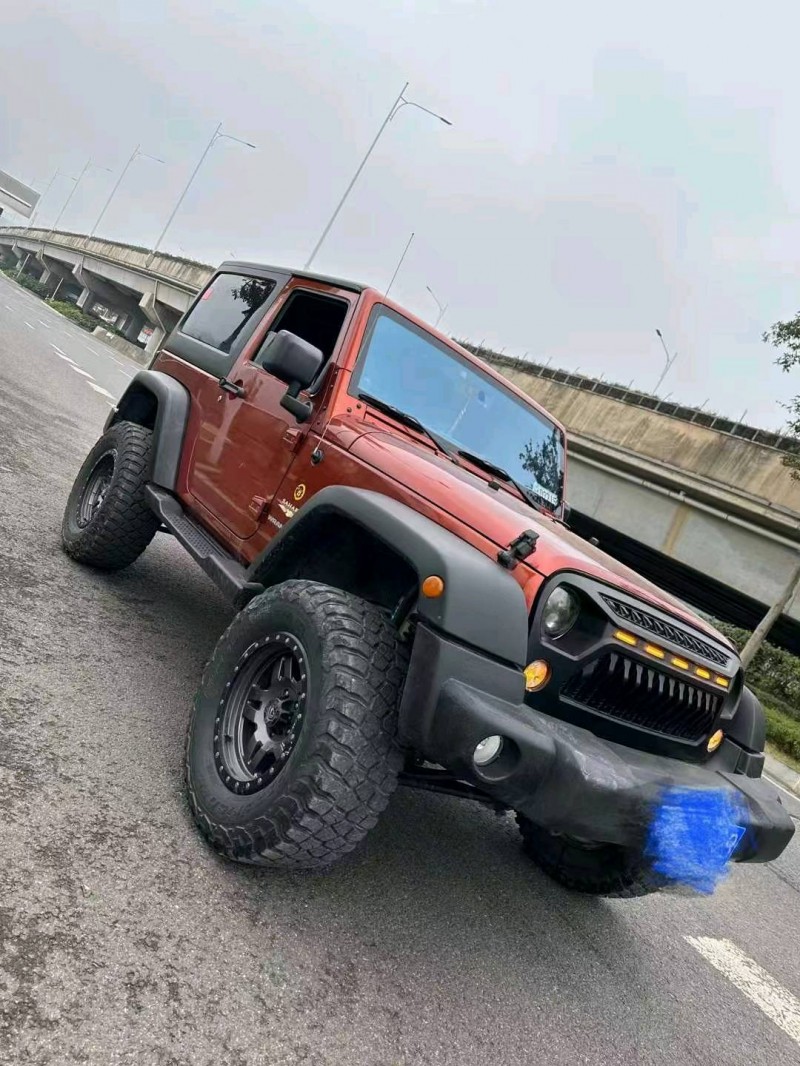 洛陽14年Jeep牧馬人2
