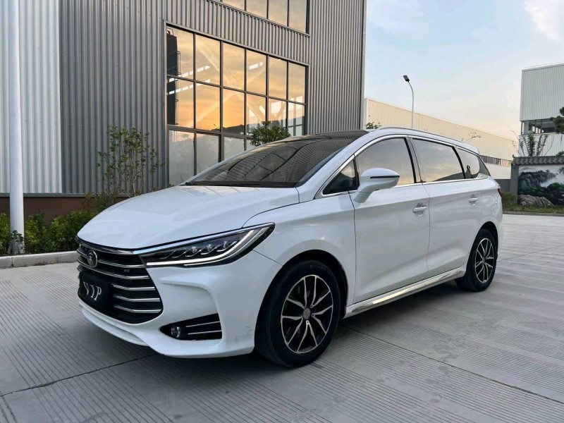 宿迁18年比亚迪宋2