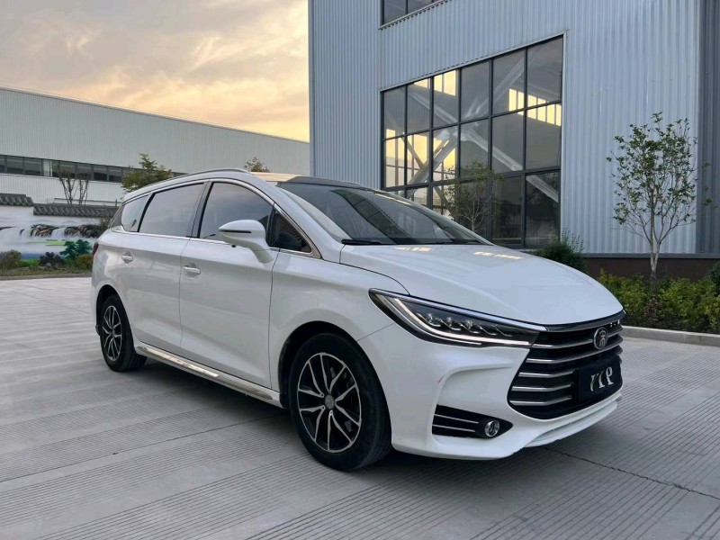 宿迁18年比亚迪宋3