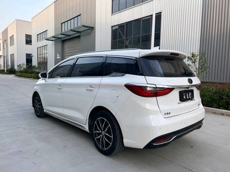 宿迁18年比亚迪宋7