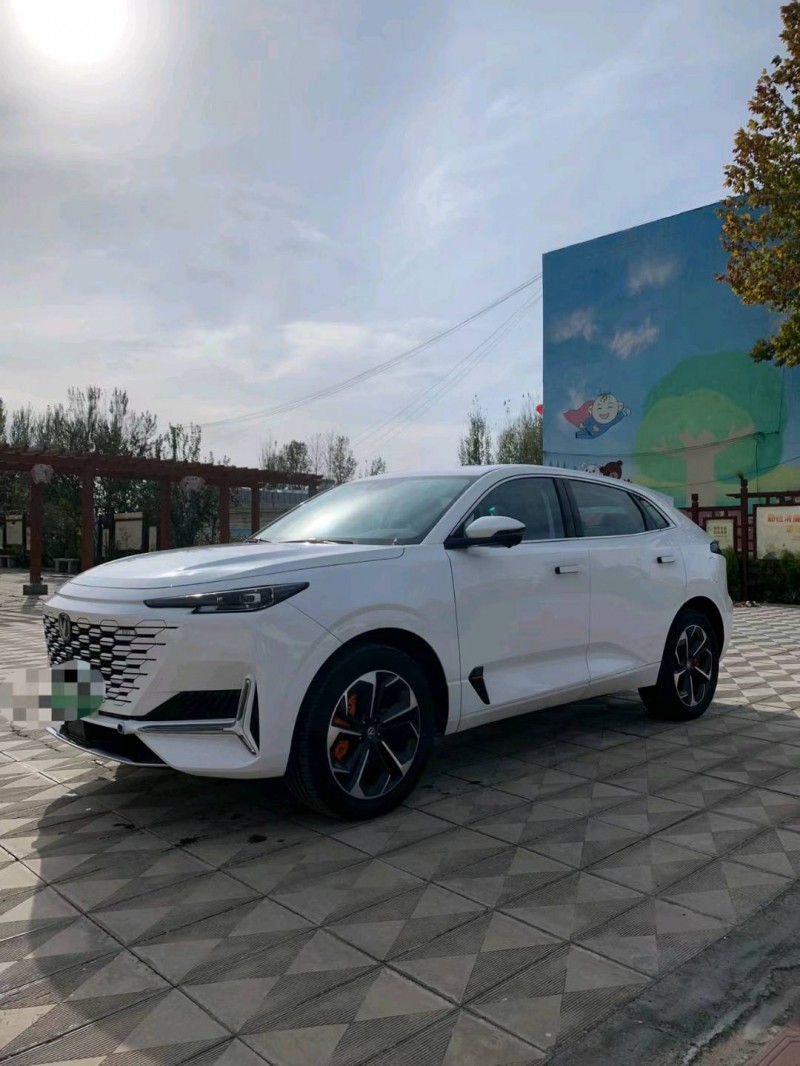 淄博23年长安汽车UNI-K3