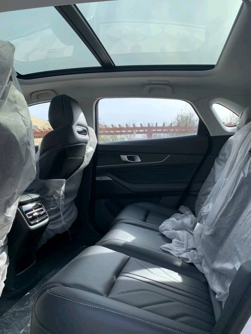 淄博23年长安汽车UNI-K7