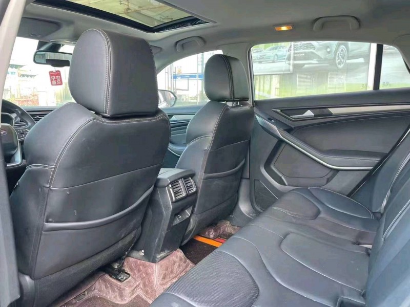 东营19年福特领界6