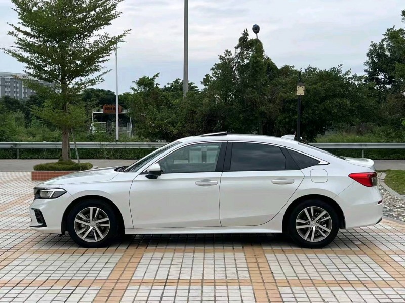 珠海22年本田思域9