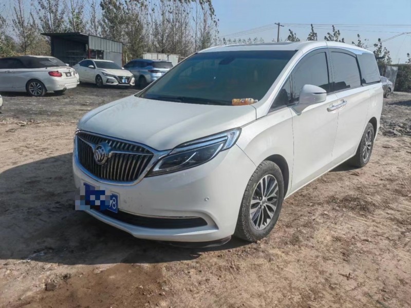 菏泽17年别克GL82