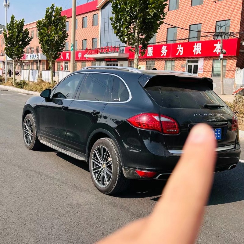 济宁13年保时捷卡宴9