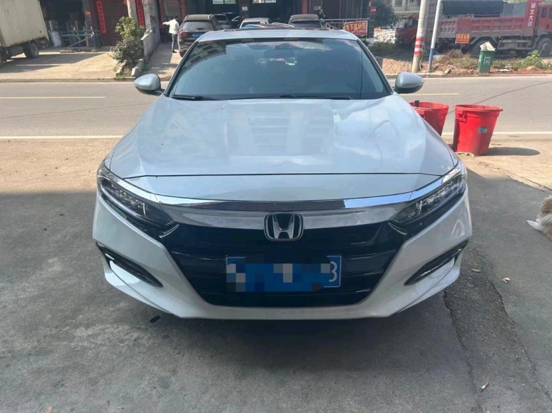 衡阳19年本田雅阁1