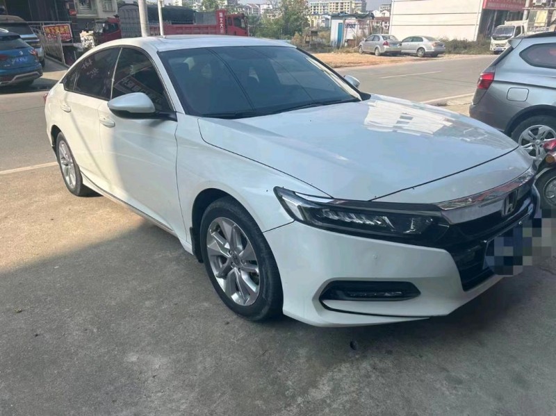 衡阳19年本田雅阁5